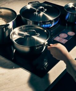 Dacor - Contemporary 36" Electric Induction Cooktop - Black Glass