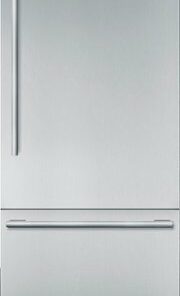 Thermador - Freedom Collection 16 Cu. Ft. Bottom Freezer Built-in Smart Refrigerator - Custom Panel Ready