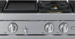 Dacor - Transitional 48" Built-In Gas Rangetop with 6 Burners and Griddle - Silver Stainless Steel