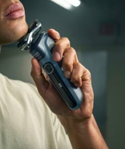 Philips Norelco Shaver 5400, Rechargeable Wet & Dry Shaver with Pop-Up Trimmer, S5880/81 - Blue