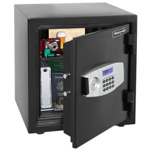 Honeywell - 1.24 Cu. Ft. Fire- and Water-Resistant Safe with digital lock - Black