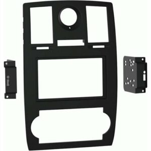 Metra - Dash Kit for Select 2005-2007 Chrysler 300 - Matte Black