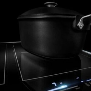 JennAir - 30" Built-In Electric Induction Cooktop - Black