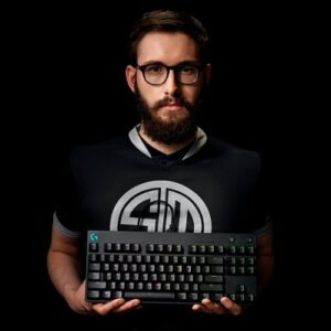 Logitech - G PRO TKL Wired Mechanical GX Blue Clicky Switch Gaming Keyboard with RGB Backlighting - Black