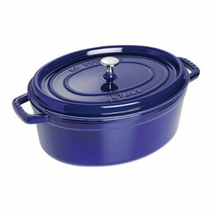 Staub - Cast Iron 7-qt Oval Cocotte - Dark Blue