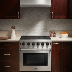 Thor Kitchen - 4.55 Cu.Ft Freestanding Liquid Propane Gas Convection Range - Stainless Steel