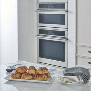 Monogram - Statement 30" Built-In Single Electric Convection Wall Oven with No-Preheat Air Fry - Stainless Steel