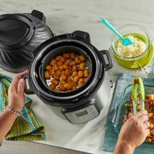 Instant Pot - 6Qt Crisp Pressure Cooker Air Fryer - Silver