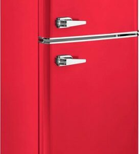 Insignia™ - 4.5 Cu. Ft. Retro Mini Fridge with Top Freezer - Red