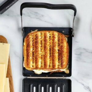 Revolution Cooking - Revolution Toastie Press - Black