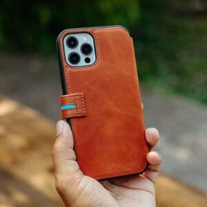 Bluebonnet - Leather Folio Case for Apple iPhone 13 Pro - Tuscan Tan